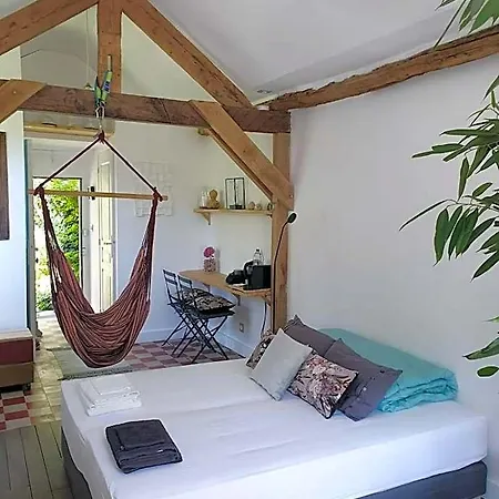 La Petite Maison Du Jardin D'apollon 3*