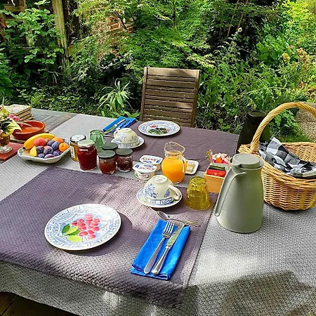 Acomodação com café da manhã  La Petite Maison Du Jardin D'apollon